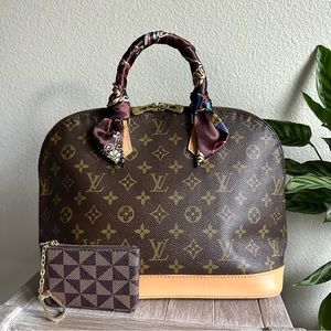 🍁AUTHENTIC Louis Vuitton Alma PM🍁